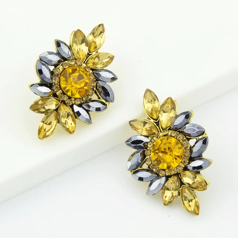 EDITH Yellow Rhinestone Fashion Stud Earrings